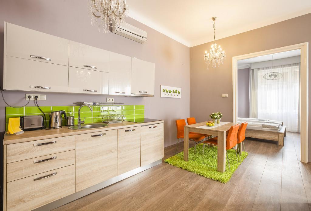 Two Couples Apartment Budapeste Exterior foto